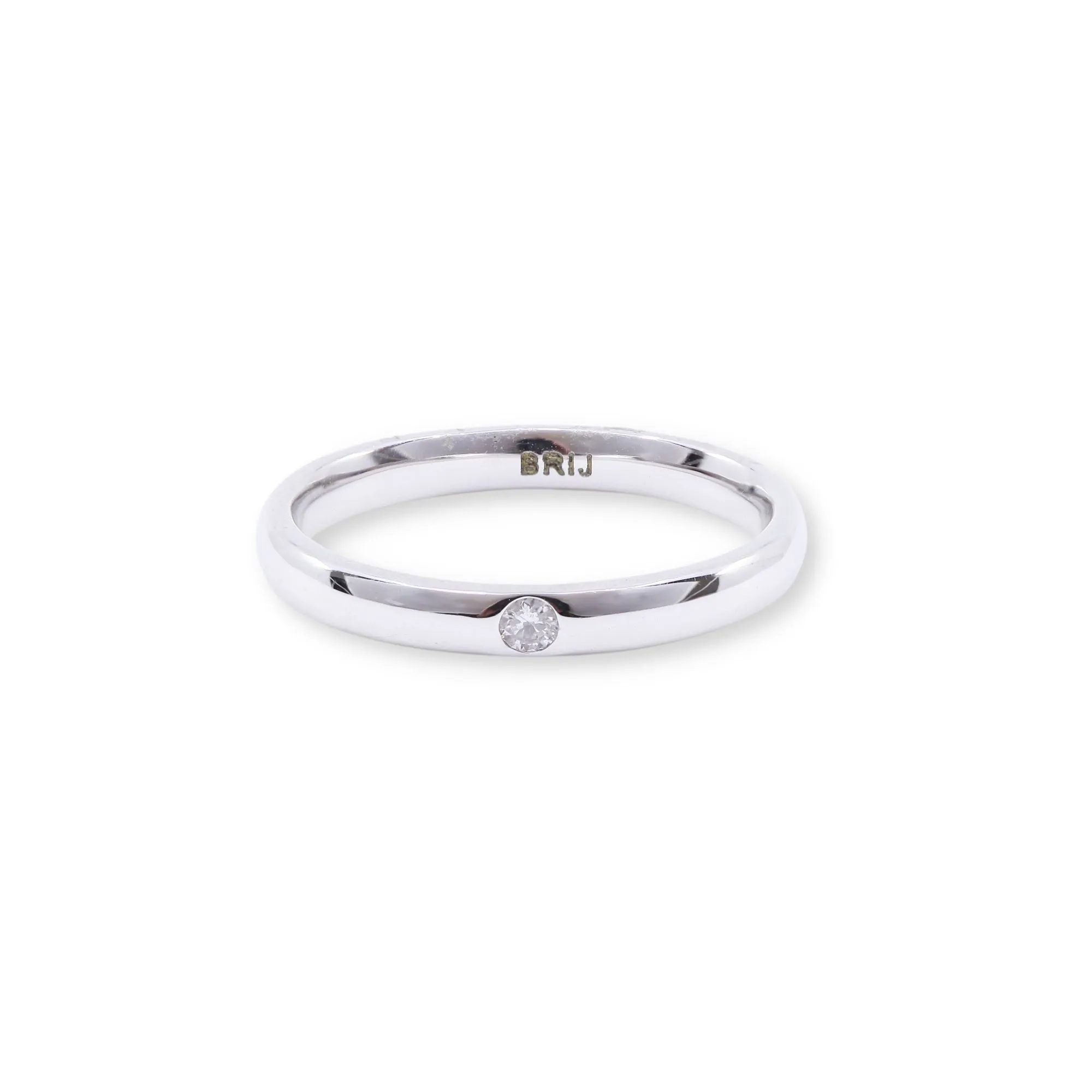 18K WHITE GOLD COMFORT-FIT BAND WITH SINGLE ROUND BRILLIANT DIAMOND