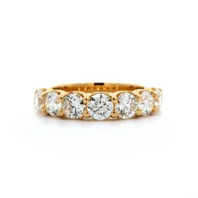 18K Yellow Gold Shared Prong Round Diamond Band