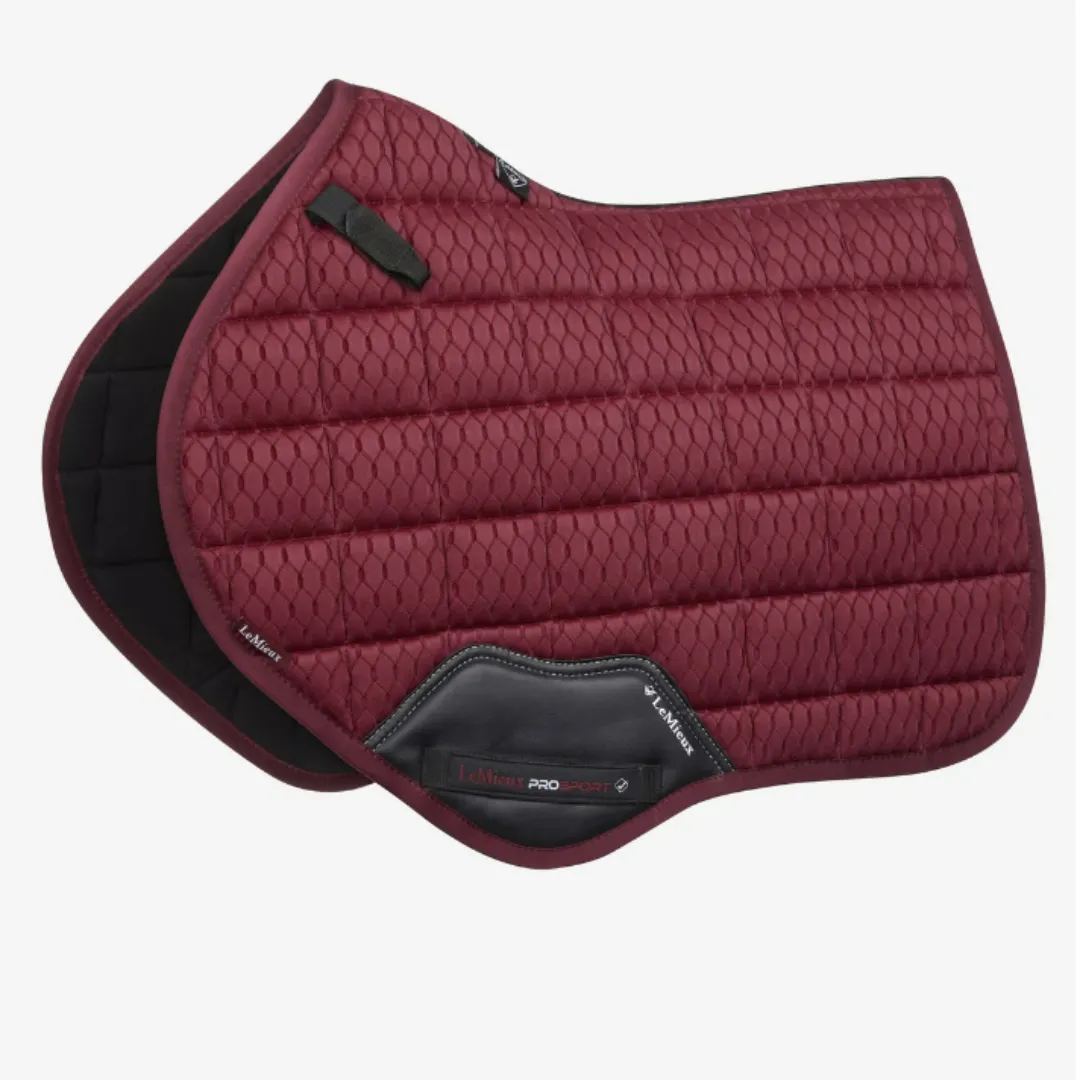 LeMieux Carbon Mesh Close Contact Saddle Pad