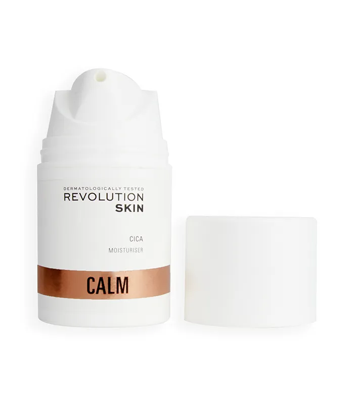 Revolution Skincare - Crema facial hidratante Cica Comfort Calm